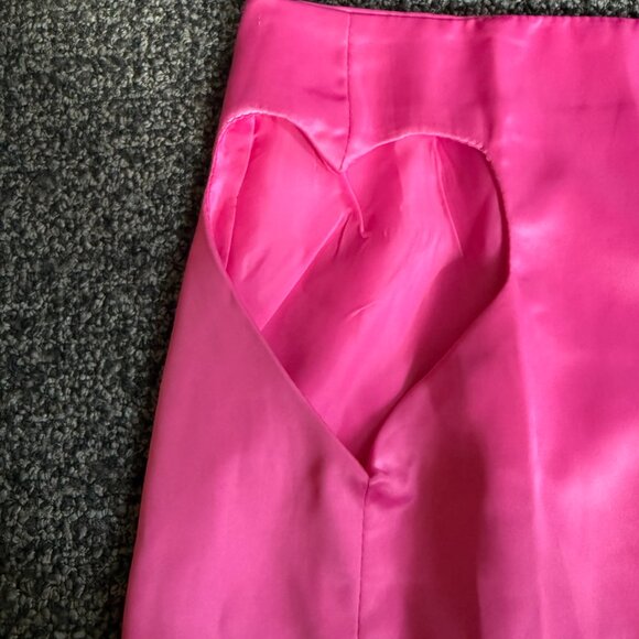 Nasty Gal Heart Cutout Satin Mini Skirt Hot Pink Size 4 - Picture 2 of 7
